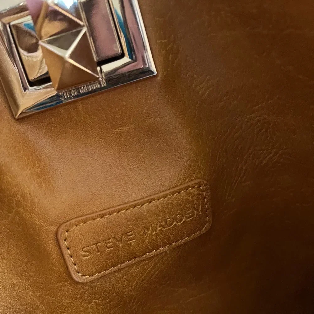 Steve Madden, Leather Crossbody EUC, Gold Spike Accents, Adjustable Strap - Picture 7 of 16
